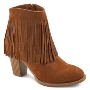 EUC Mossimo Supply Brown Tassel Fringe Suede Leather Boots Size 6 Boho Chic